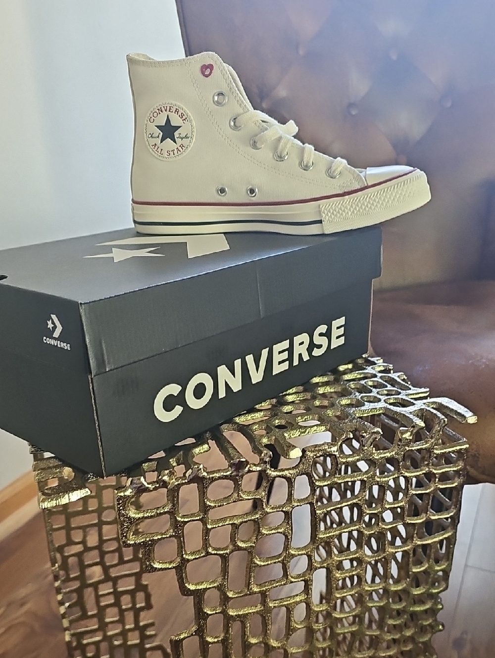 Brand-New Custom Converse White High-Top Sneakers with Red Accent Hearts - Picture 3 of 5
